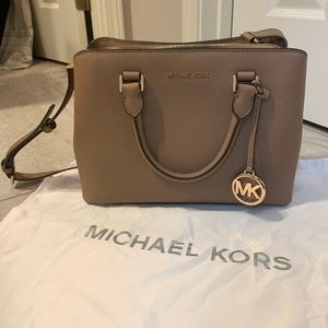 Michael Kors Medium Crossbody Bag Tan Leather